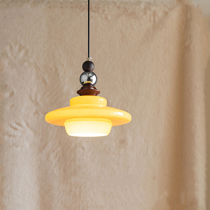 CASTELLA Hanglamp – Middeleeuws Design met Beige Glazen Kap & Houten Accenten