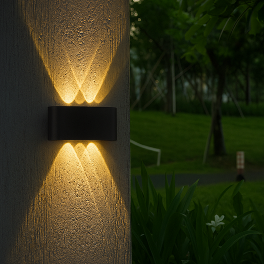 Rayzaar | Minimalistische LED Wandlamp met Op- & Neerlicht | IP65 Waterdicht voor Binnen & Buiten