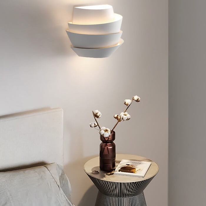 Luminique Wandlamp | Scandinavisch Design met 2 Lichtpunten – IJzeren Behuizing