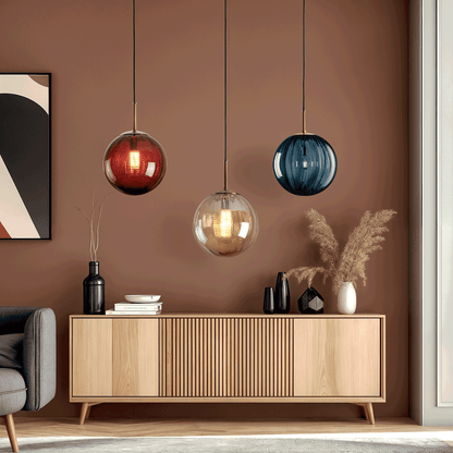 Lampada a Sospensione con Globo di Vetro SOLENZA – Illuminazione Calda d'Ambiente con Accenti di Cristallo