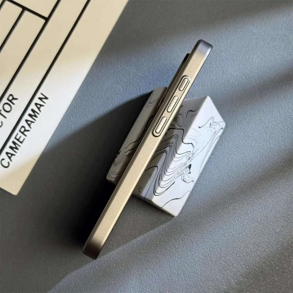 TitanArmor – Ultra cienkie i odporne na wstrząsy etui na telefon dla iPhone