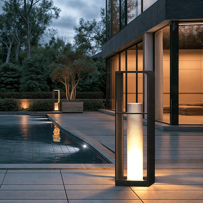 IRENA | Lampada da Giardino Solare – Alluminio Nero – Illuminazione Esterna Atmosferica in Stile Scandinavo
