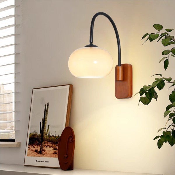 KakiBau | Draaibare Glazen Wandlamp