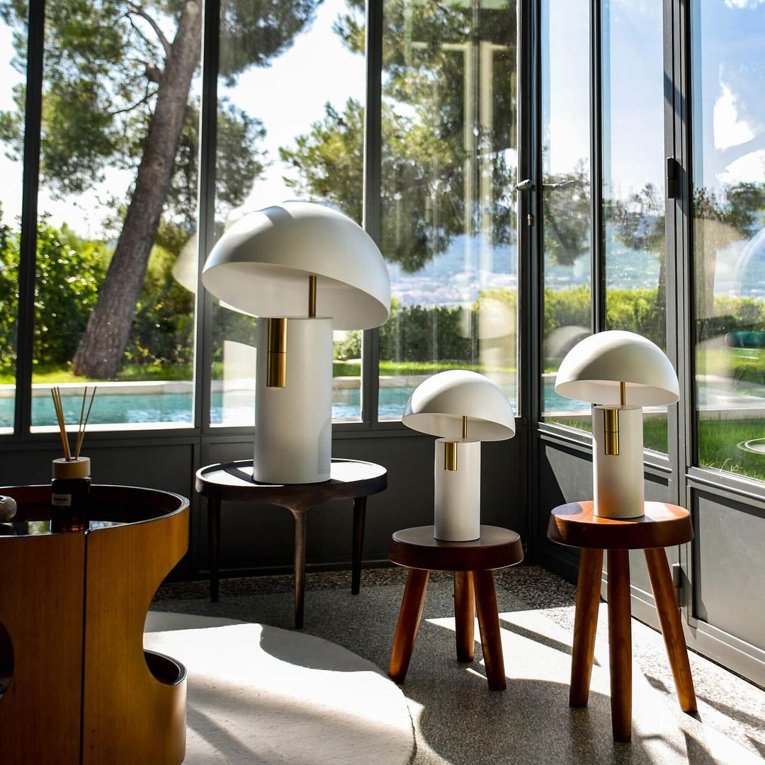 Solique | Gekantelde kap Tafellamp