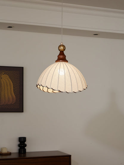 VELMARA Lampada a sospensione – Paralume in tessuto plissé con legno e metallo color oro – Ø40 cm