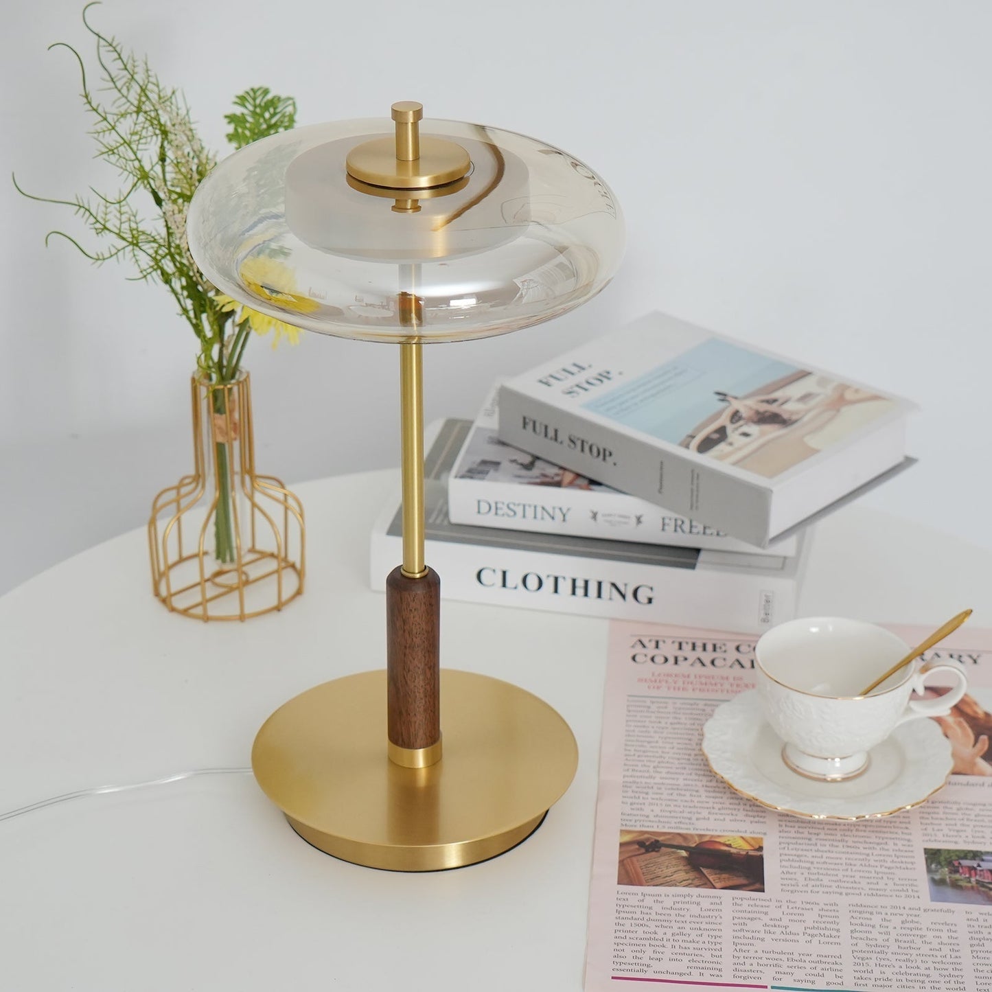 Rayvora | Elegancka i nowoczesna lampa stołowa