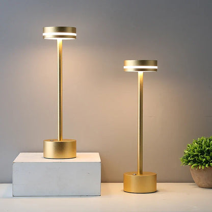 LuxeGlow | Lampada da tavolo di design | Ricaricabile senza fili  Crea atmosfera con un solo tocco