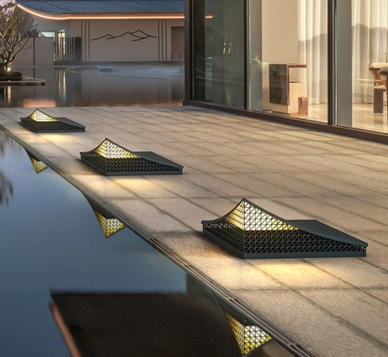 Orvia | Semi-Piramide Buitenlamp