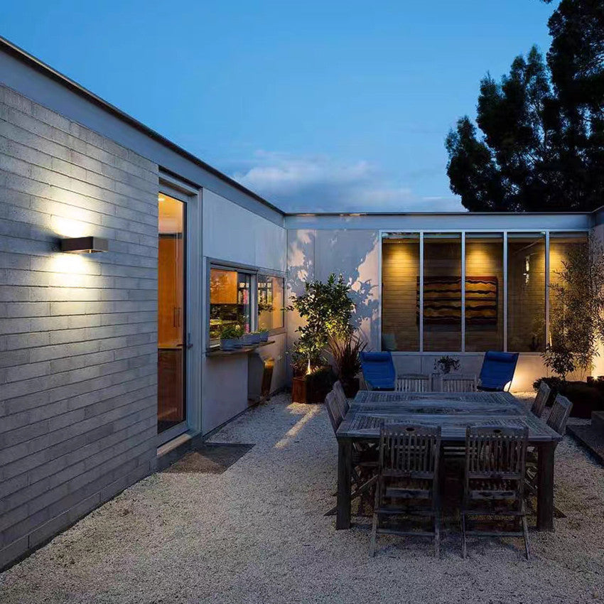 Zymera | Down-Up Waterdichte Wandlamp