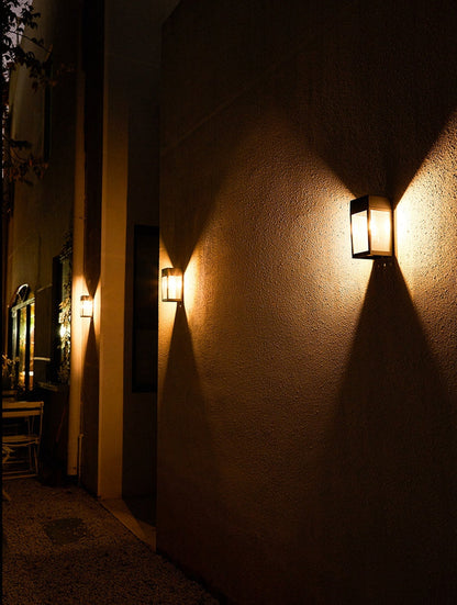 Floré | Lampade da parete per cancelli da giardino