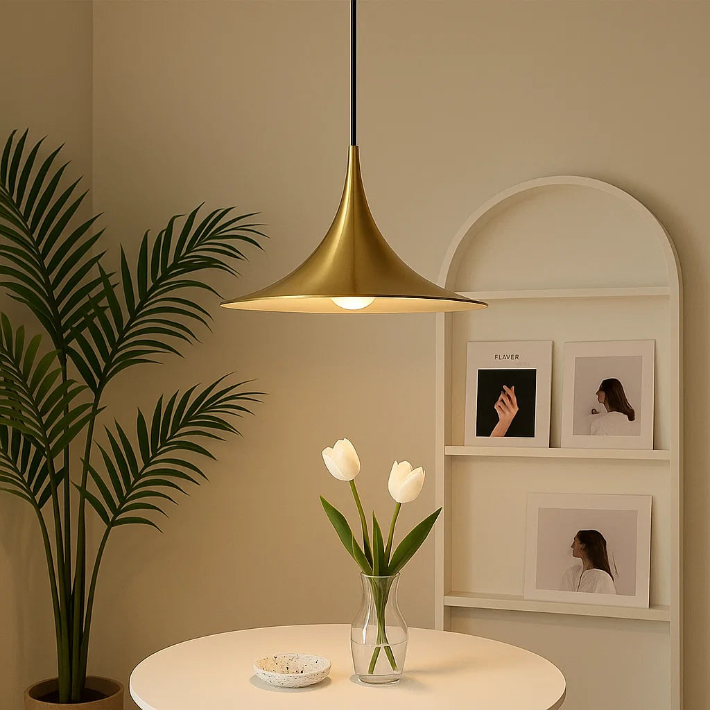 ScandiShine Lampada a Sospensione | Design Scandinavo | Luce Bianca Calda | Metallo | 90-260V