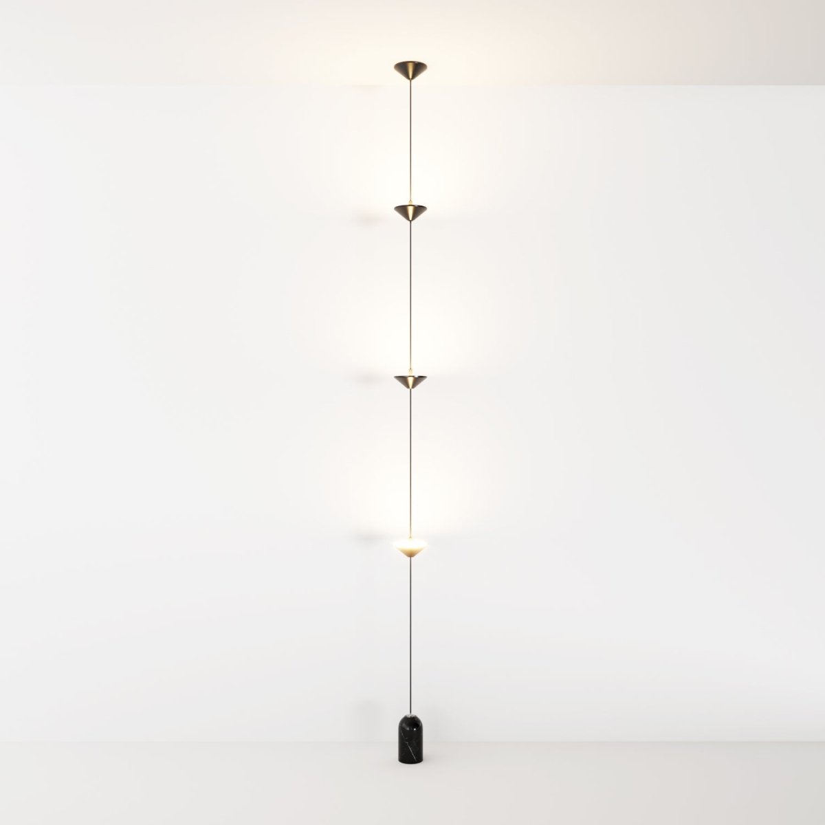 Keilana – Minimalistische Vloer-tot-Plafondlamp