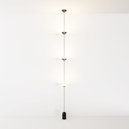 Keilana – Minimalistische Vloer-tot-Plafondlamp