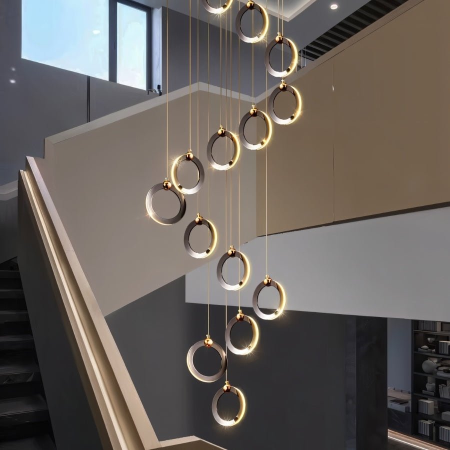 KhaatemLuce – Lampada a Sospensione LED Futuristica con Anelli Multipli – Altezza Regolabile – Design Moderno