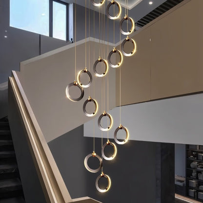 KhaatemLuce – Lampada a Sospensione LED Futuristica con Anelli Multipli – Altezza Regolabile – Design Moderno