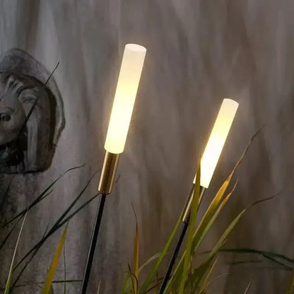 SolarReed – Lampada da Esterno a Forma di Canna Alimentata a Energia Solare