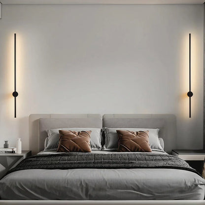 VALENO Dimbare Wandlamp | Met Afstandsbediening & Luxe Aluminium Afwerking