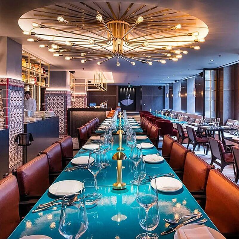 LightElegance - Lampada da Tavolo Moderna con Design Elegante